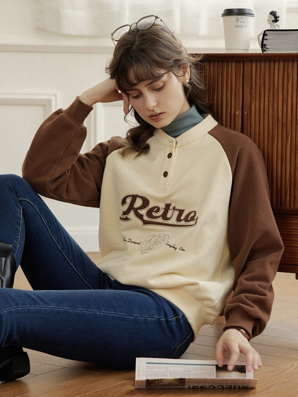 Retro Two-Tone Henley Sweatshirt - Cream & Brown